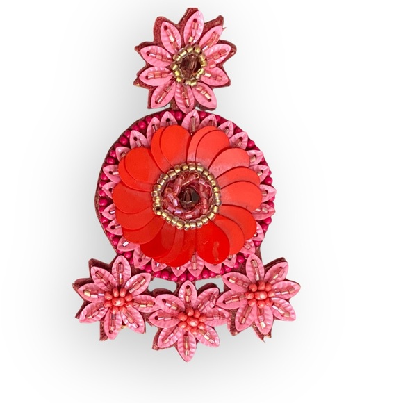 165 Lovely Statement Earrings - Picture 6 of 10